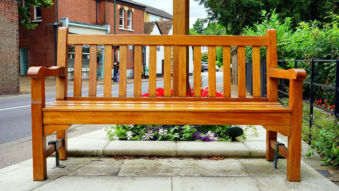 Cleaning wooden furniture