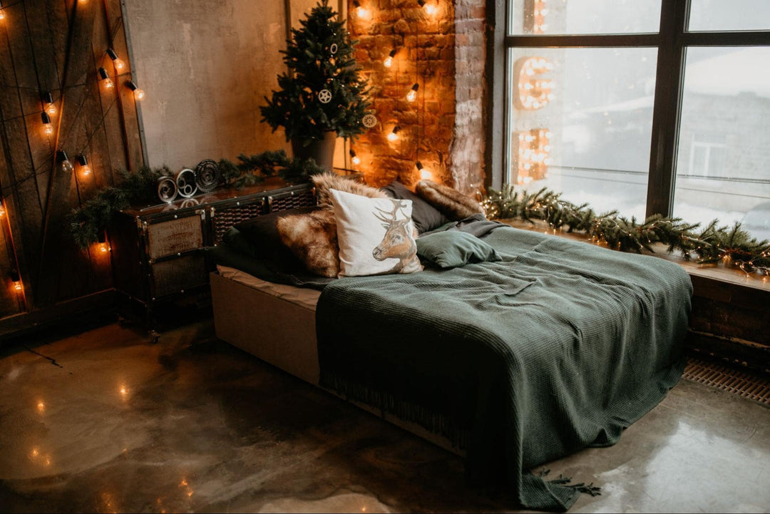 Bedroom Color Schemes to Enhance a Quaint Single Woman's Space