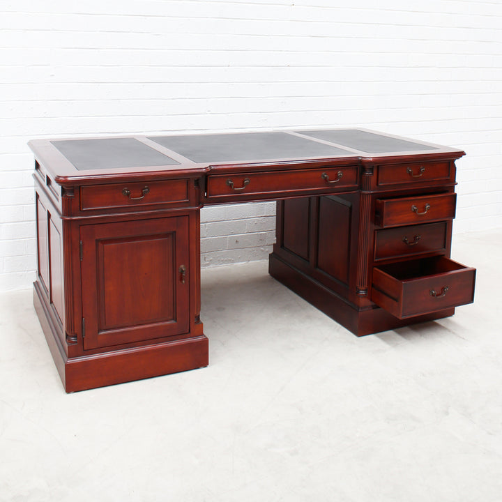 Partner Desk